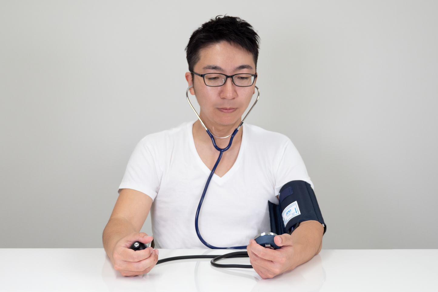 A&D Medical UA-100 Manual Sphygmomanometer Blood Pressure Monitor